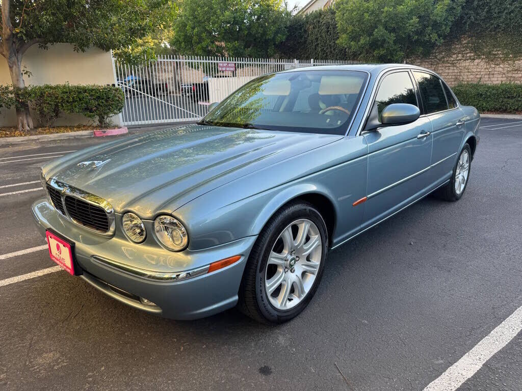2004 JAGUAR XJ
