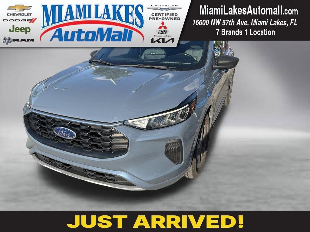 2024 FORD Escape