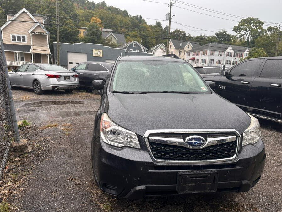 2016 SUBARU Forester