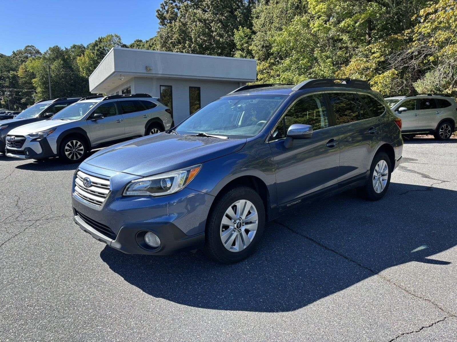 2017 SUBARU Outback