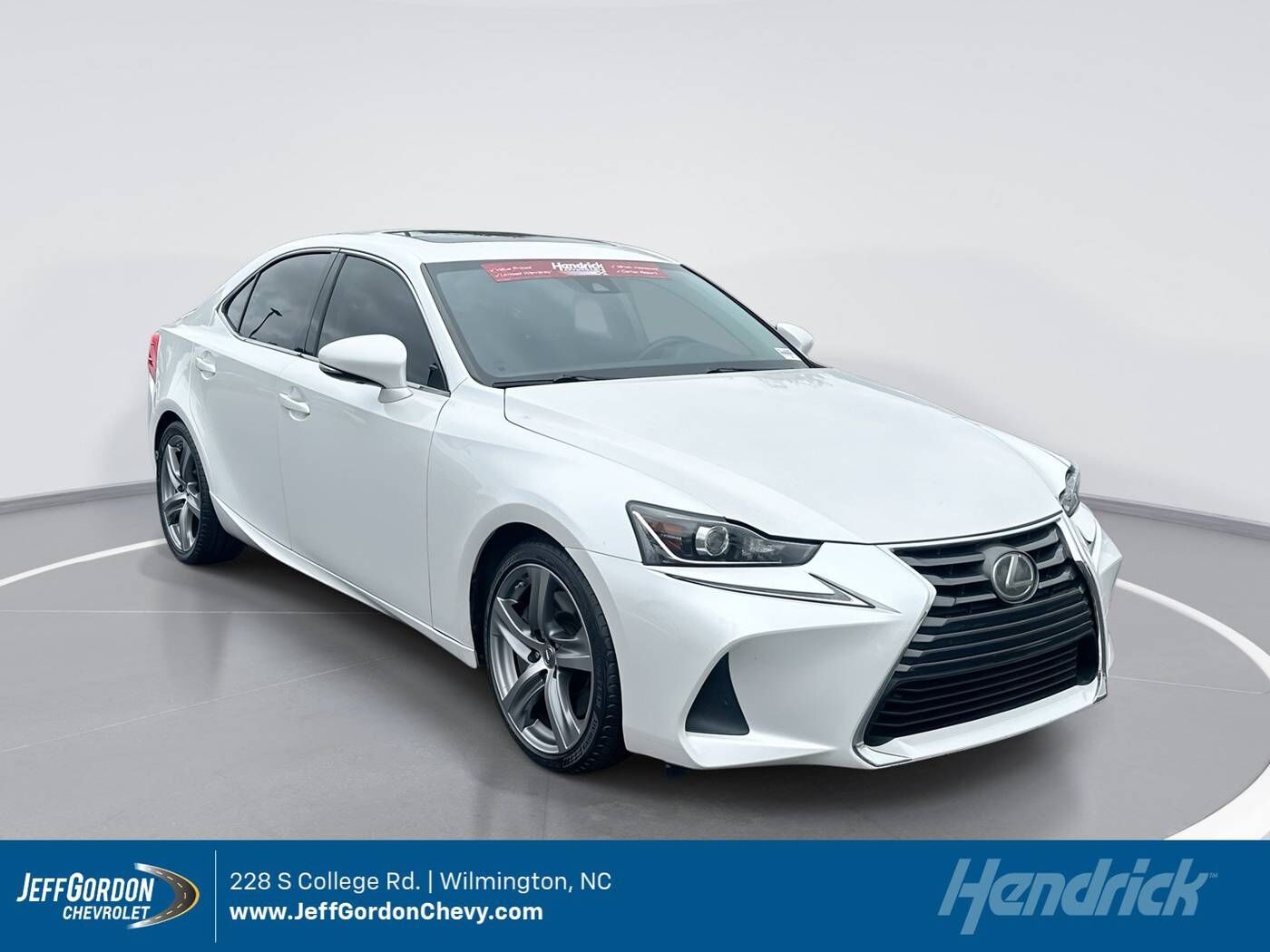 2017 LEXUS IS