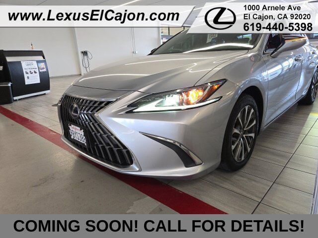 2022 LEXUS ES