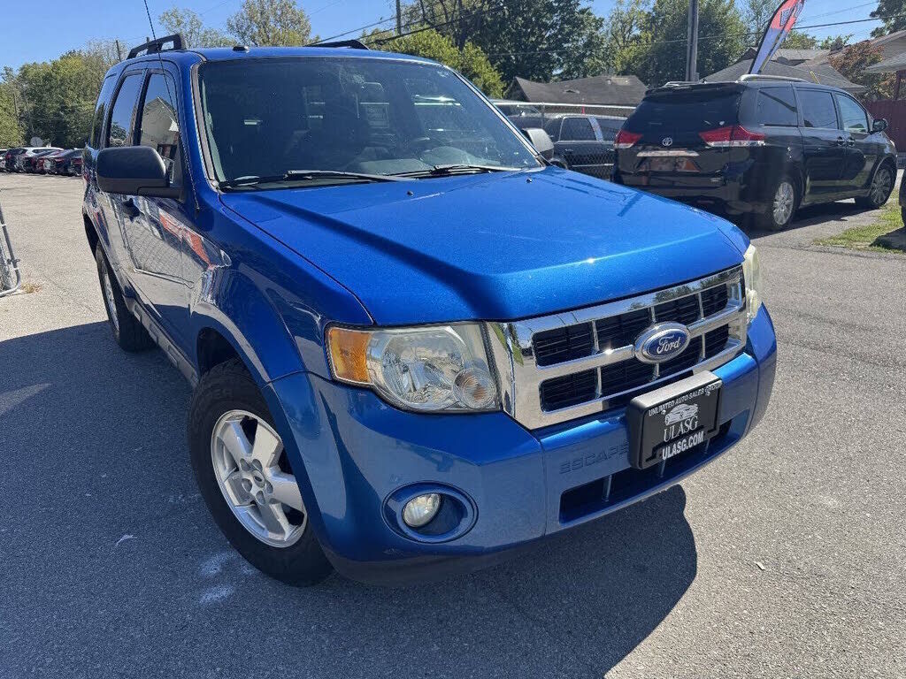 2011 FORD Escape