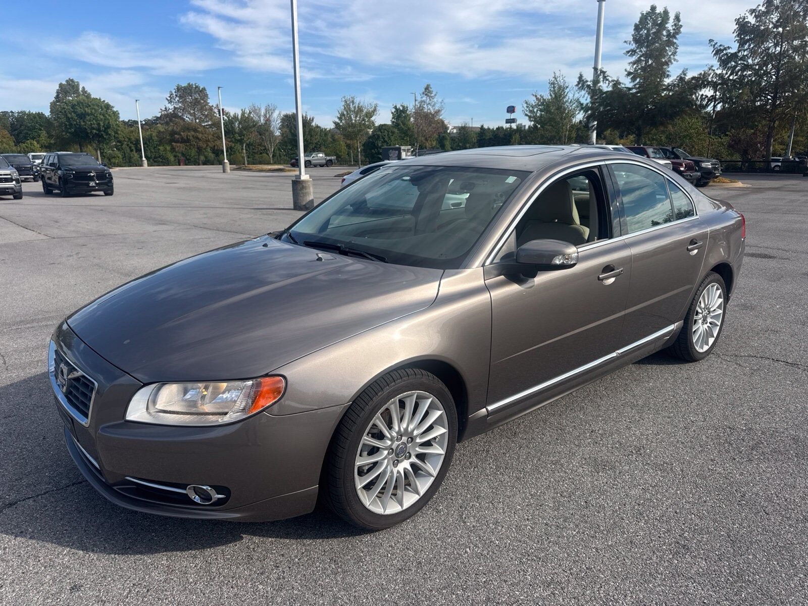 2010 VOLVO S80