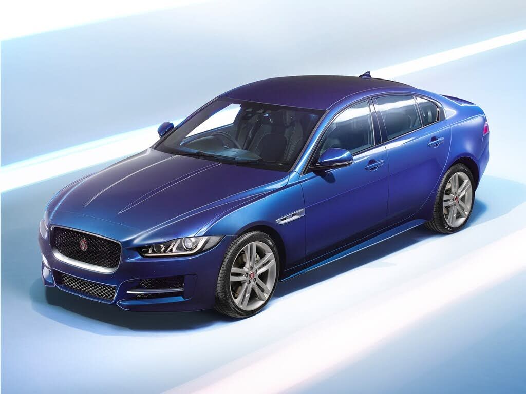2017 JAGUAR XE