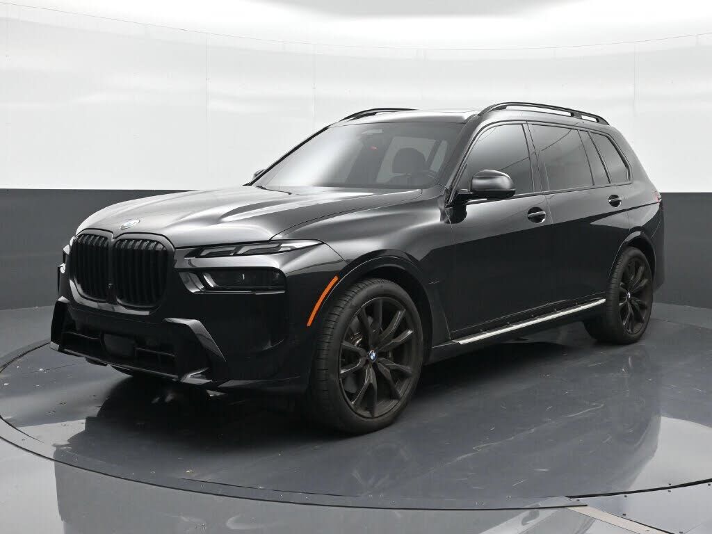 2023 BMW X7