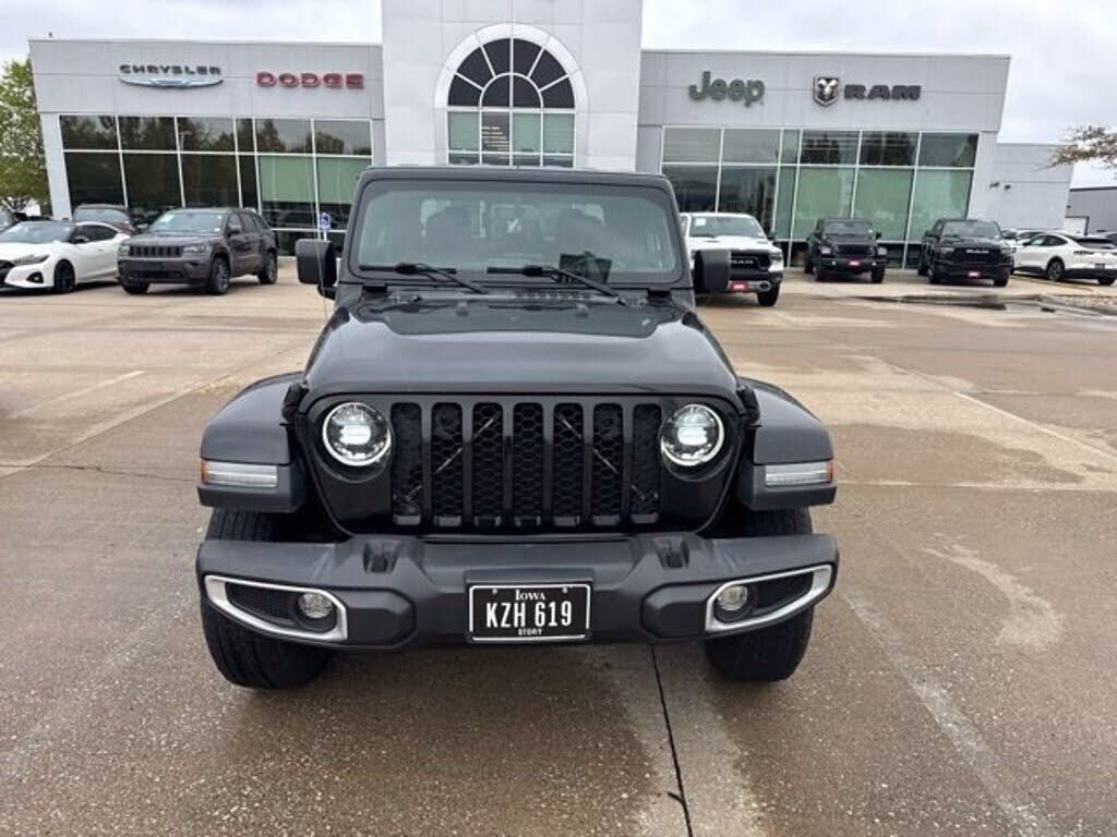 2023 JEEP Gladiator