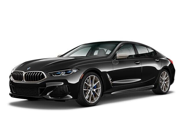 2022 BMW M8