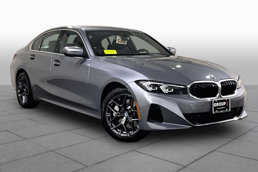 2026 BMW 330i