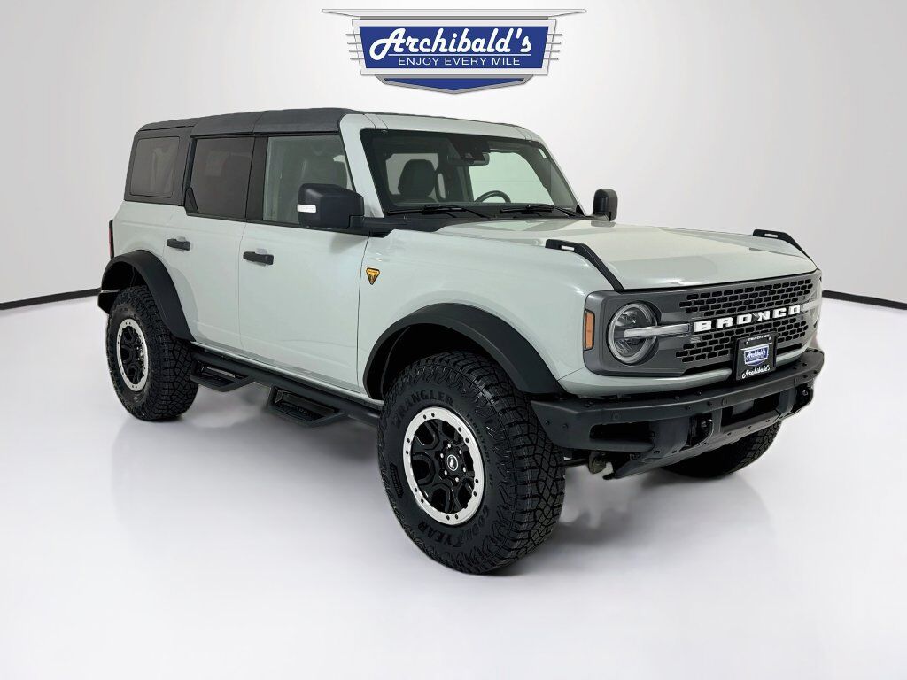 2022 FORD Bronco