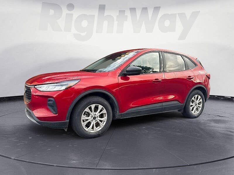 2025 FORD Escape