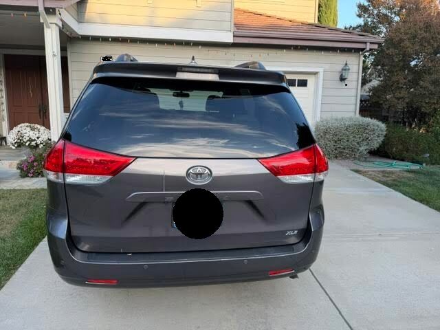 2013 TOYOTA Sienna