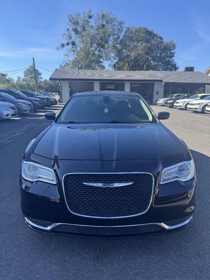 2017 CHRYSLER 300