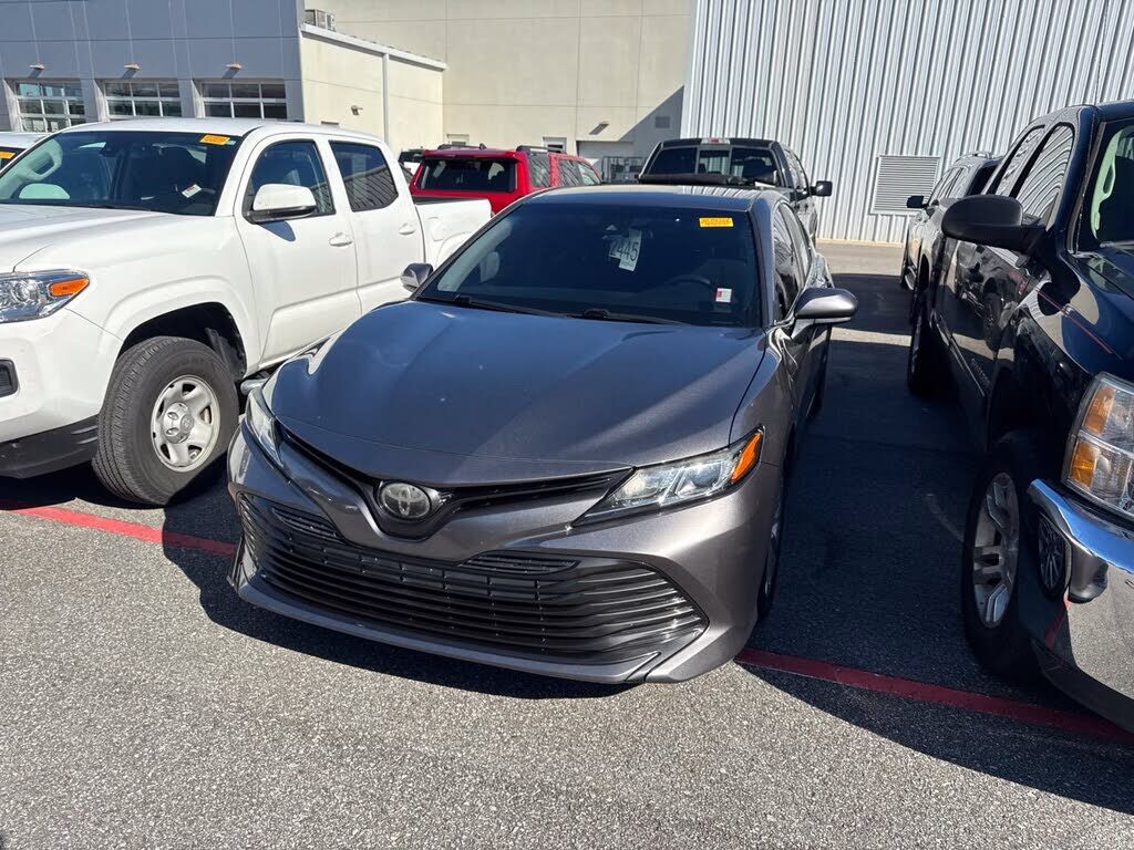 2018 TOYOTA Camry