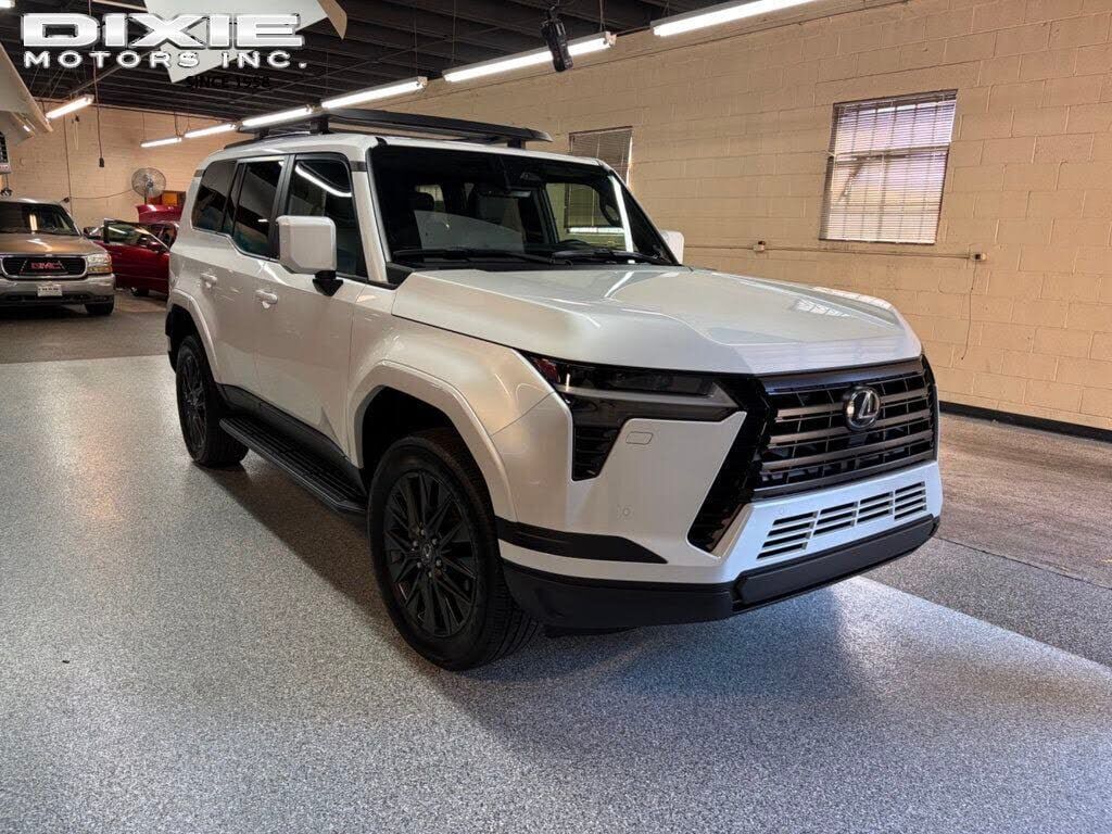 2024 LEXUS GX