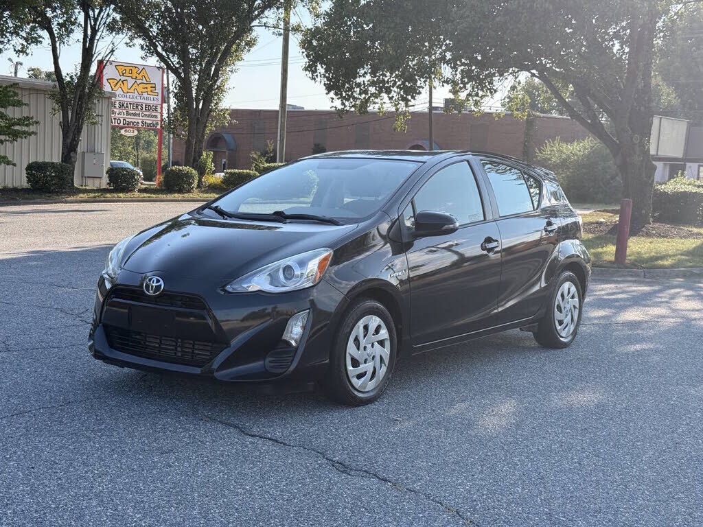 2016 TOYOTA Prius