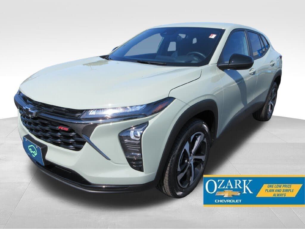2024 CHEVROLET Trax