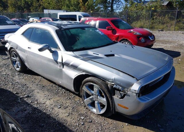 2009 DODGE Challenger