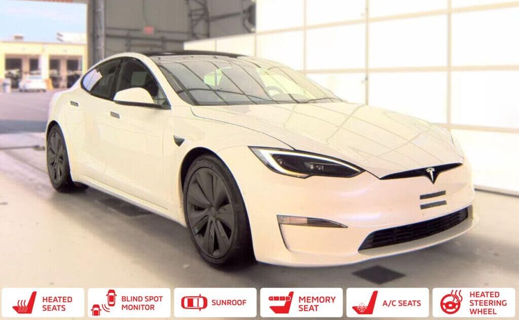 2022 TESLA Model S