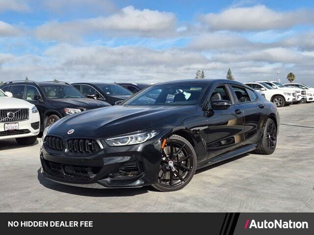 2023 BMW M8