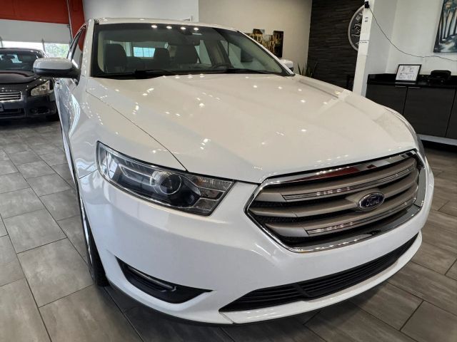 2016 FORD Taurus