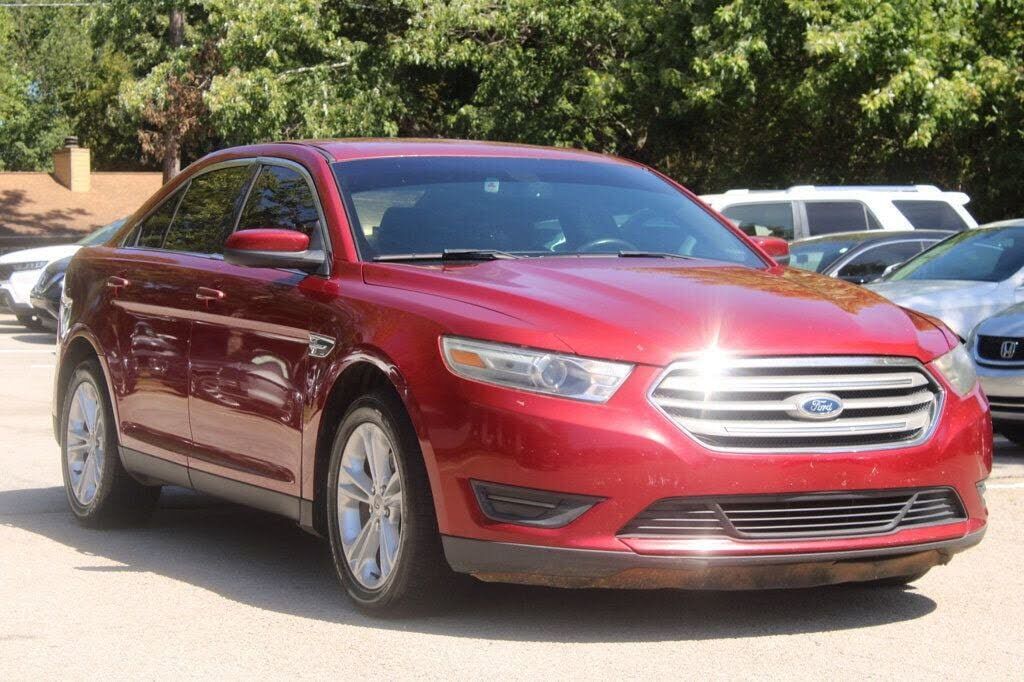 2013 FORD Taurus
