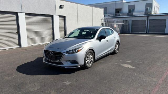 2017 MAZDA Mazda3