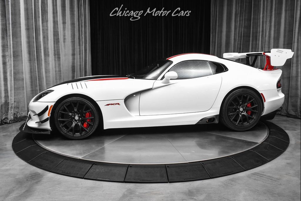 2016 DODGE Viper