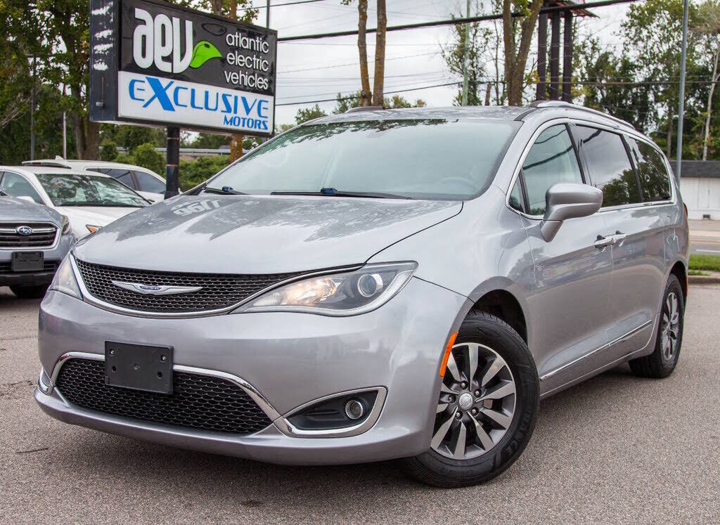 2019 CHRYSLER Pacifica