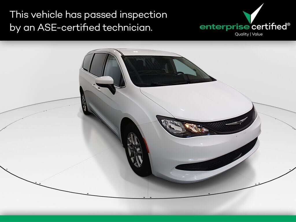 2023 CHRYSLER Voyager