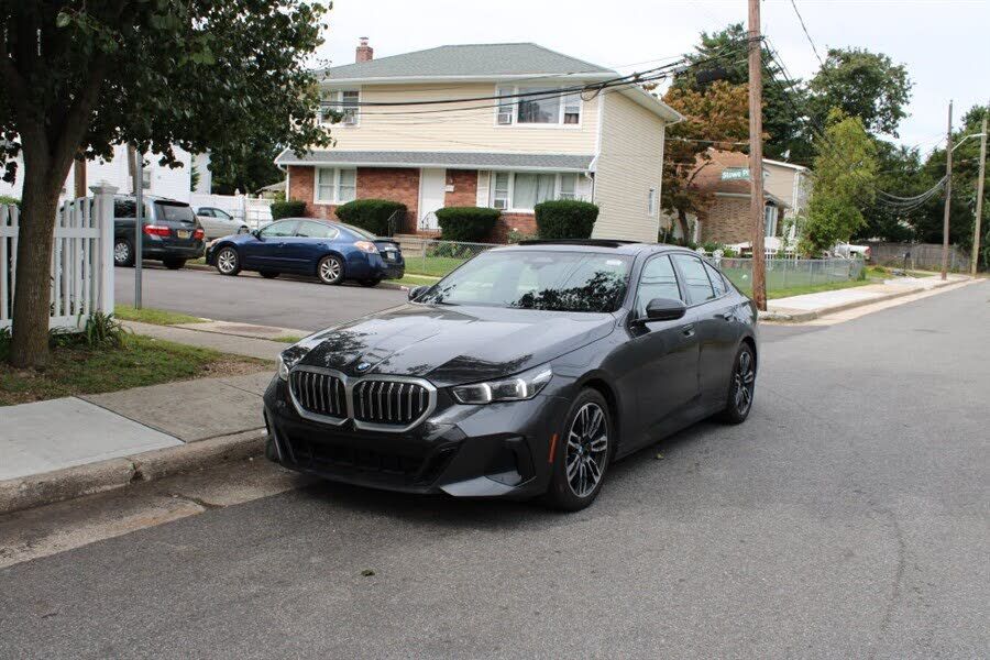 2026 BMW 530i