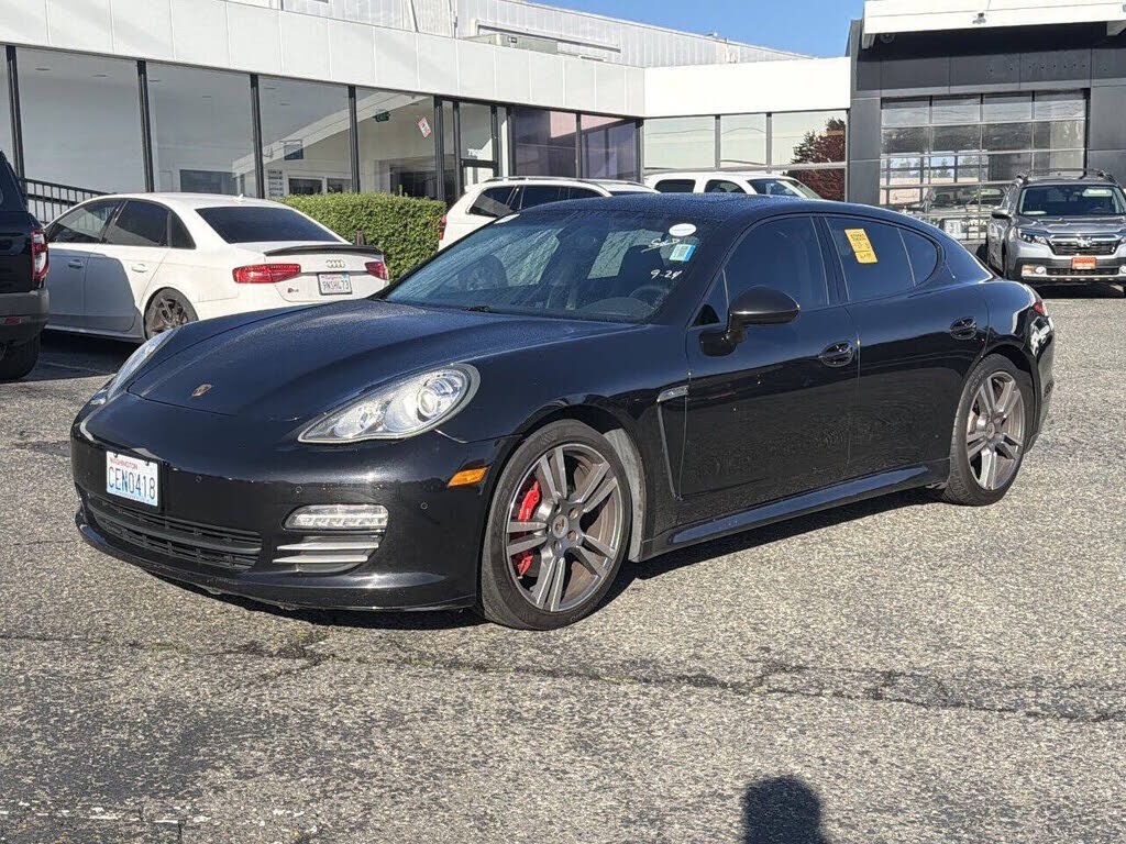 2011 PORSCHE Panamera