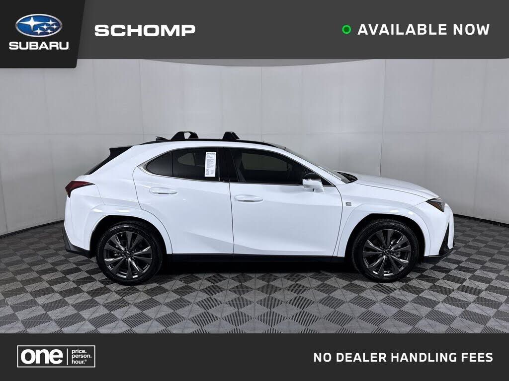 2024 LEXUS UX