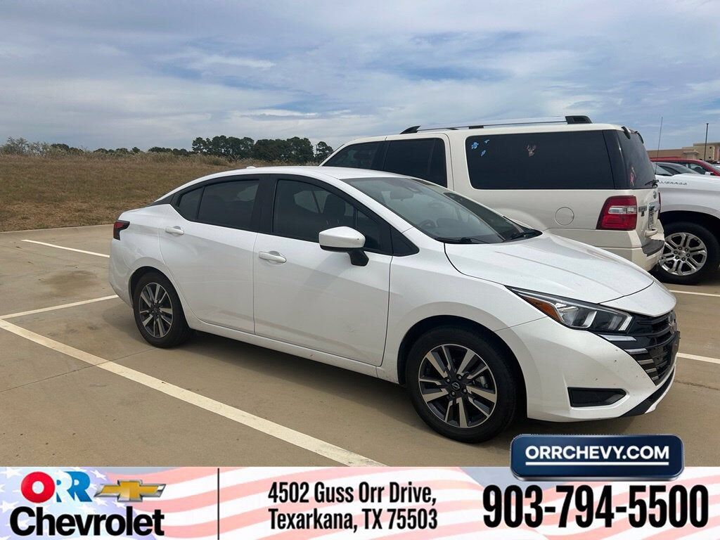 2024 NISSAN Versa