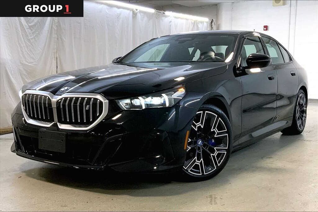 2025 BMW i5