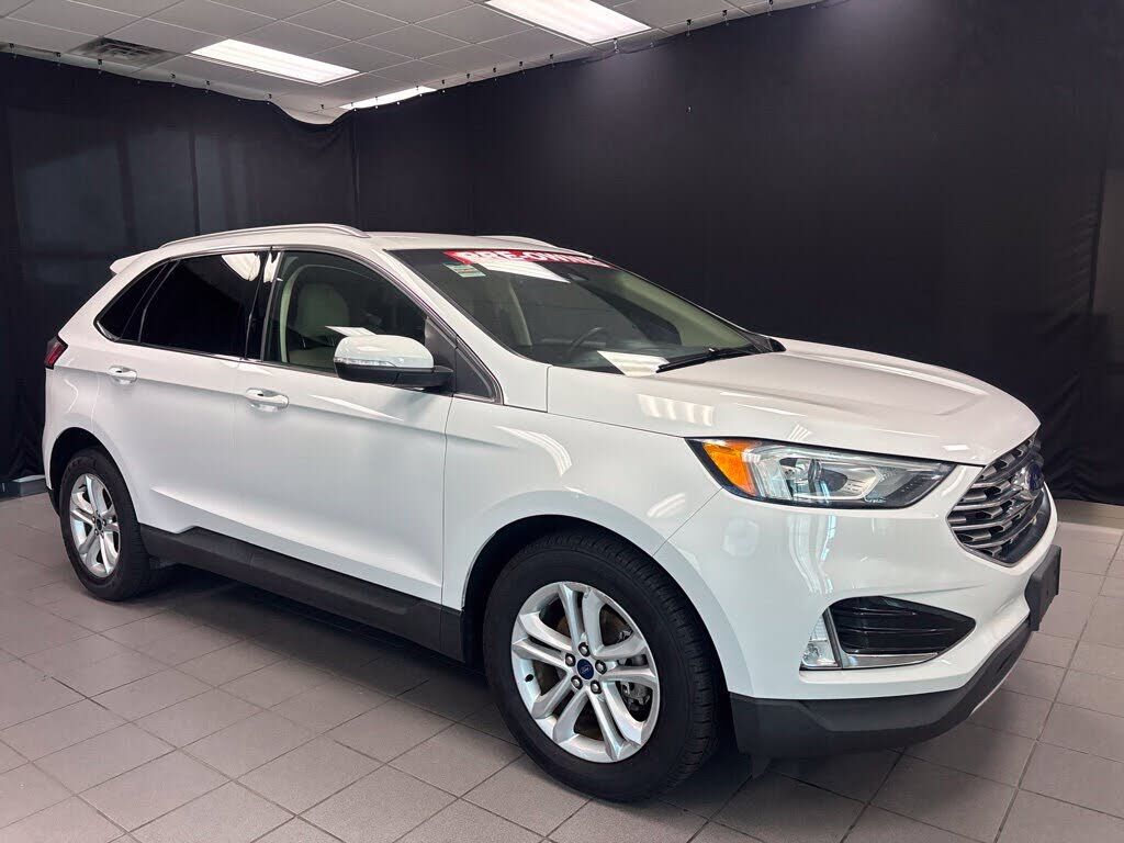 2019 FORD Edge