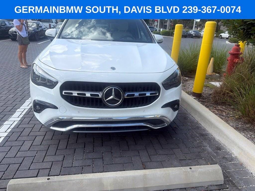 2024 MERCEDES-BENZ GLA-Class