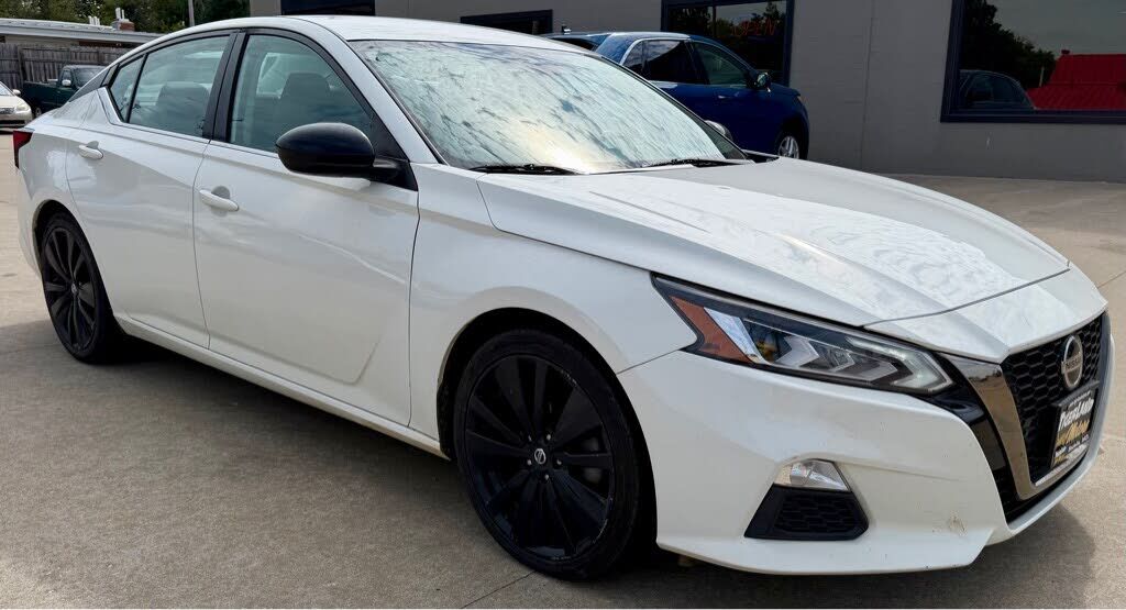 2020 NISSAN Altima