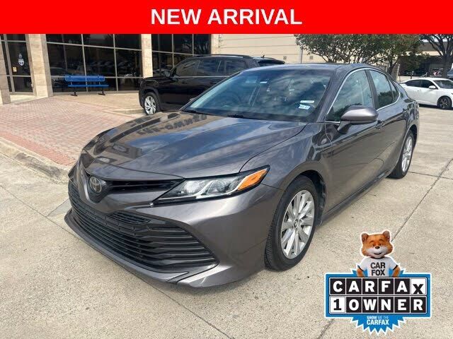 2018 TOYOTA Camry