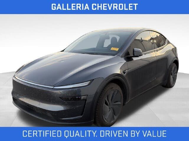 2026 TESLA Model Y