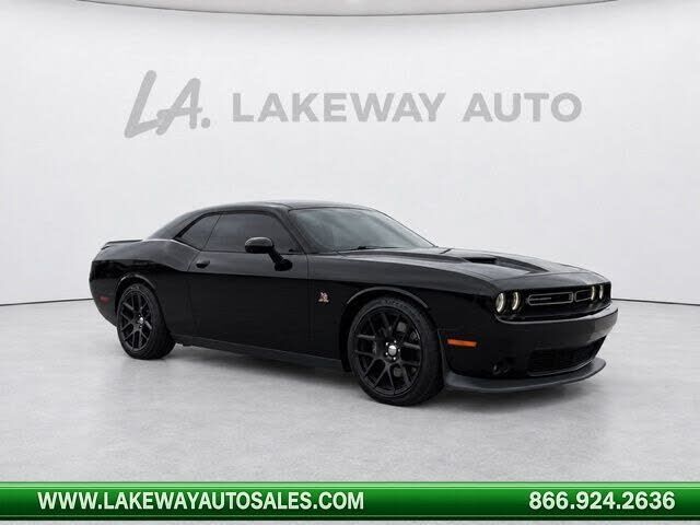 2016 DODGE Challenger