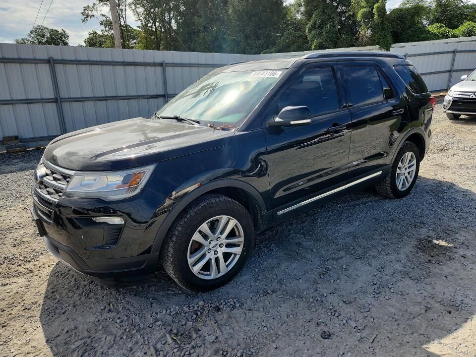 2018 FORD Explorer