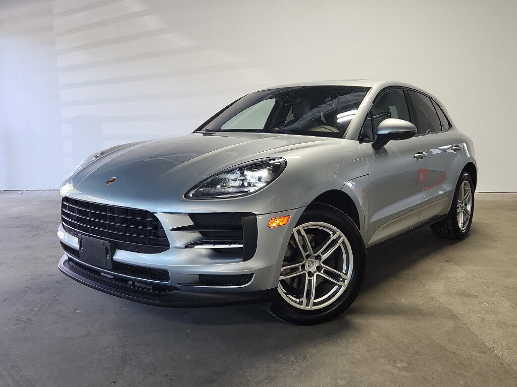2019 PORSCHE Macan