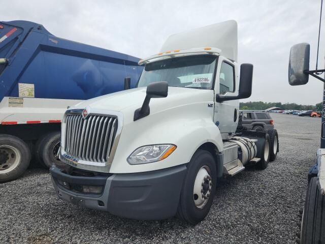 2019 INTERNATIONAL LT625