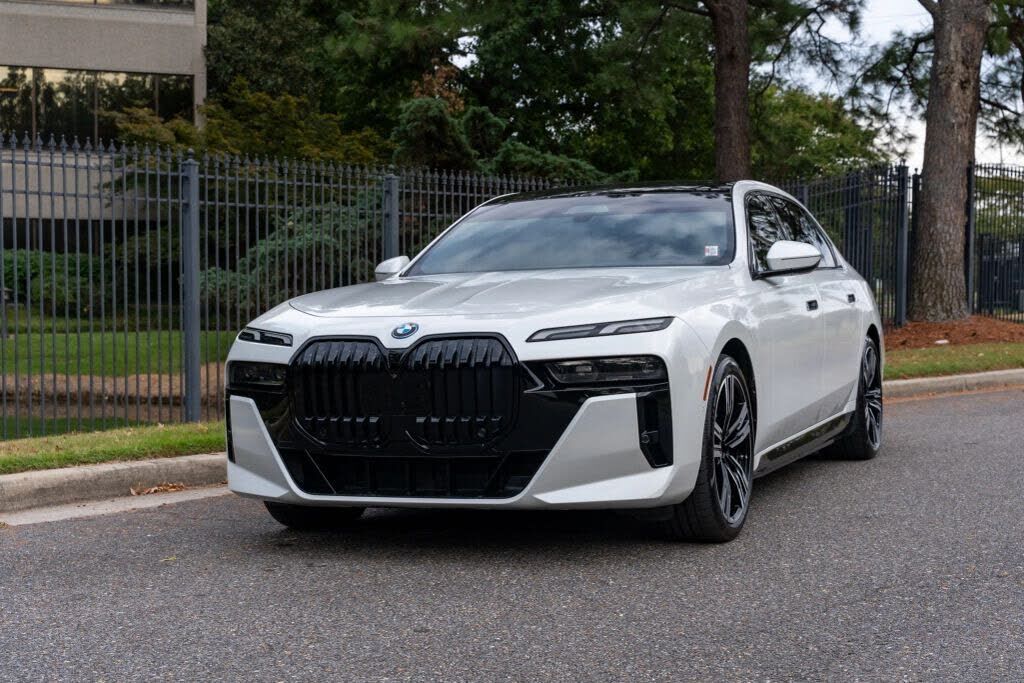 2023 BMW i7