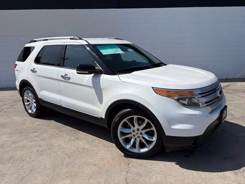 2014 FORD Explorer