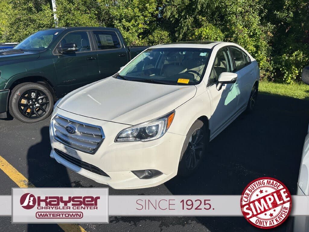 2017 SUBARU Legacy