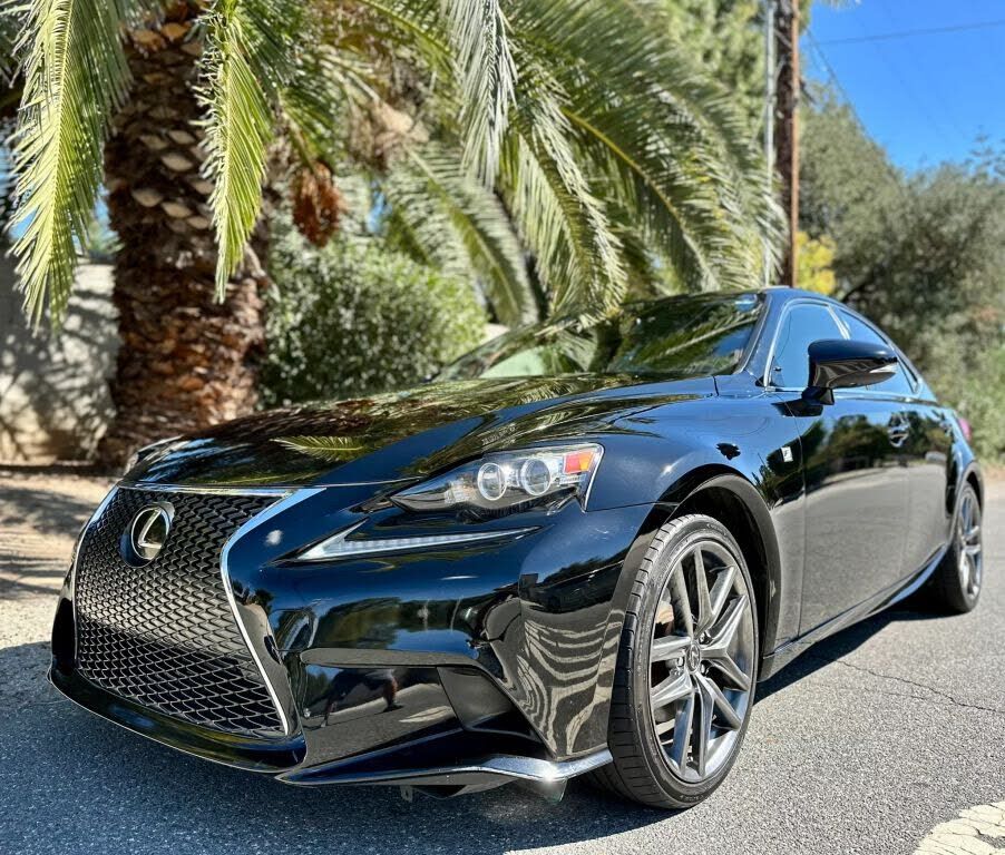 2015 LEXUS IS