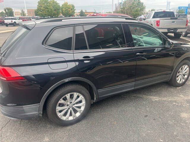2019 VOLKSWAGEN Tiguan