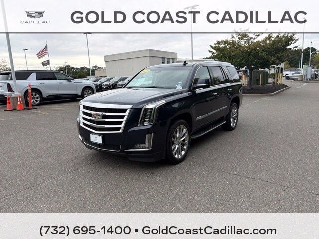 2018 CADILLAC Escalade